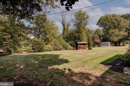 848 Woodlawn Dr, Lansdale PA  19446-4516 exterior