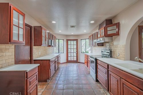 48703 De Luz Rd, Temecula CA  92590-4317 exterior