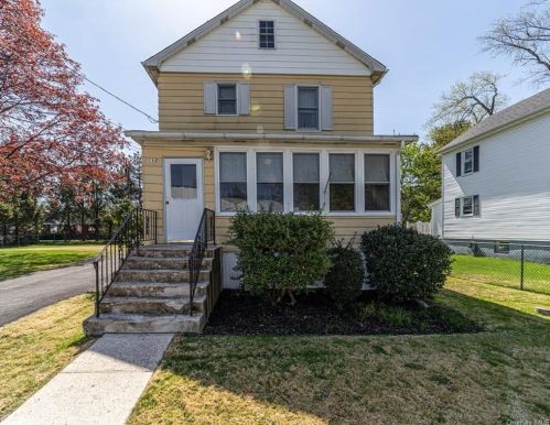 112 Wallace Ave, Maybrook, NY 12543-1409
