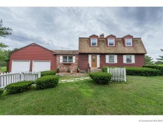 169 Bolton Center Rd, Manchester, CT 06043-7631