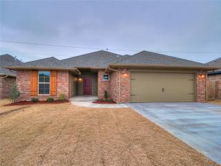 601 Beechwood Way, Oklahoma City, OK 73160-8383