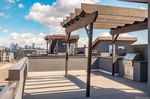 1638 King St, Denver CO 80211-4028 exterior