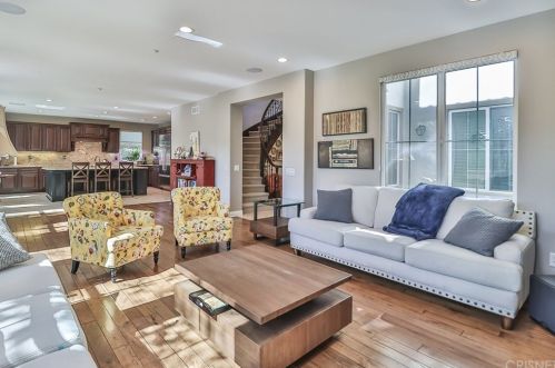 4110 Eagle Flight Dr, Simi Valley CA 93065-0225 exterior