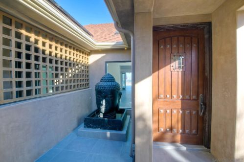 621 San Elijo St, San Diego CA  92106-3413 exterior