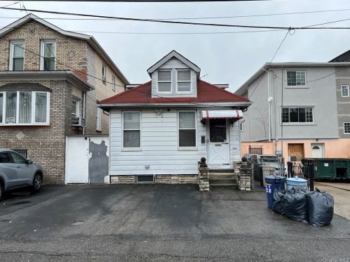 214 Betts Ave, Bronx, NY 10473-2307