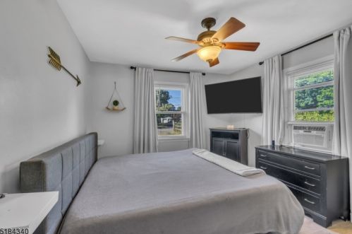 202 Voorhees Cor Rd, Flemington NJ  08822-3351 exterior