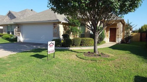 8340 Edgepoint Trl, Hurst, TX 76053-7447
