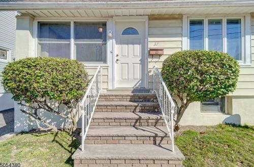 37 Minerva Ave, Paterson, NJ 07506-1235