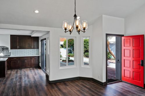 4792 Galicia Way, Oceanside CA  92056-5122 exterior