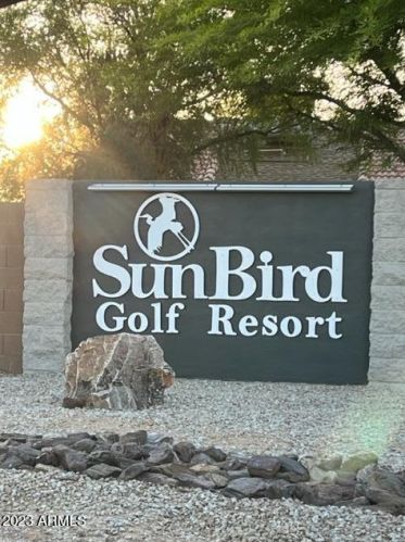 1935 Torrey Pne Ln, Chandler AZ  85249-3876 exterior