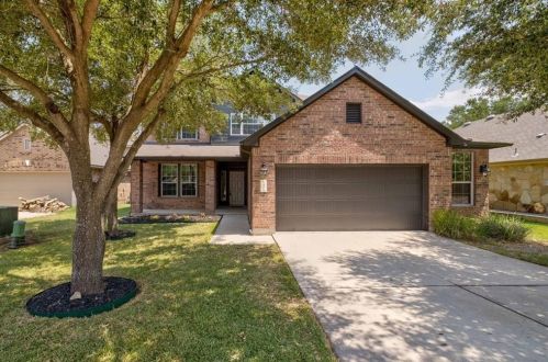 140 Mystic Shadow Ln, Creedmoor, TX 78610-2789