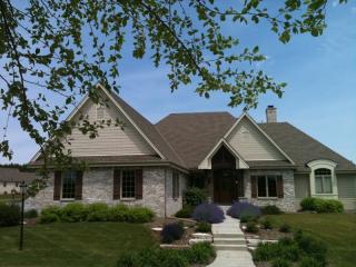 418 Landimore Ln, Wales, WI 53183-9552