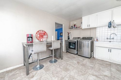 44034 Date Ave, Lancaster CA 93534-4425 exterior