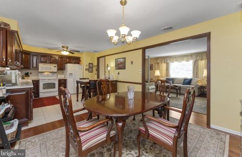 2221 Swamp Pike, Gilbertsville PA  19525-9654 exterior