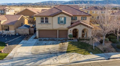 5812 Avenue, Lancaster CA 93535-7846 exterior