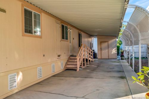 5232 Don Valdez Dr, Carlsbad CA  92010-3953 exterior