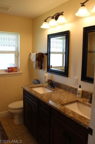 3752 2nd Ave, Cape Coral FL  33904-4807 exterior