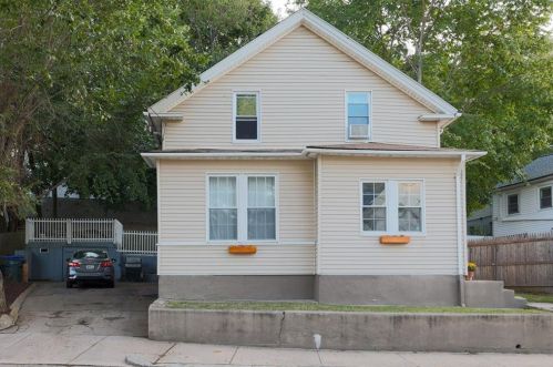 238 Killingly St, Providence, RI 02909-6015