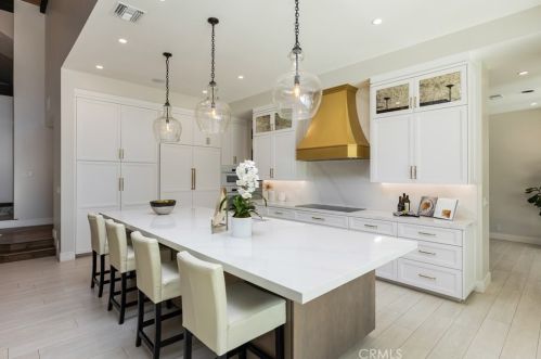 19222 Parker Cir, Orange CA  92861-1302 exterior