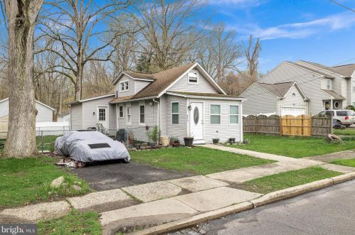 617 2nd Ave, West Deptford NJ  08096-6613 exterior