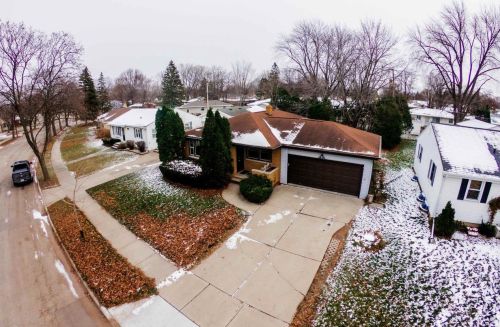 1611 Carroll Ave, Green Bay, WI 54304-3416