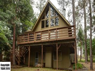 13035 Mueller Dr, Groveland, CA 95321-9573