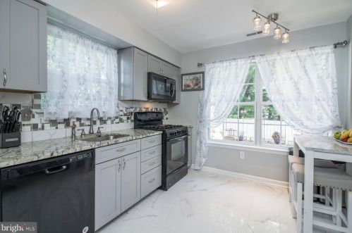 1684 Rockcress Dr, Jamison PA  18929-1645 exterior