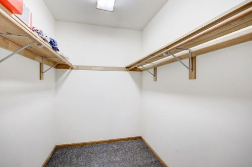 13125 Wade Dr, Waukesha WI  53151-9013 exterior