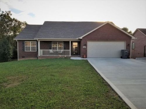 215 Lavista Dr, Maryville, TN 37804-3863