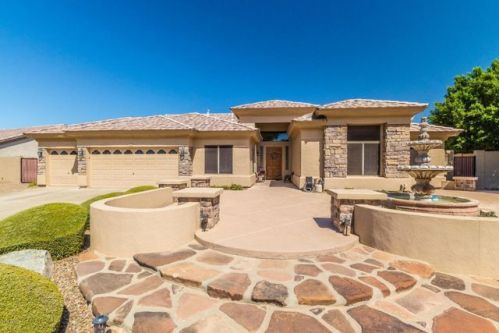 7134 Planada Ln, Glendale, AZ 85310-5876