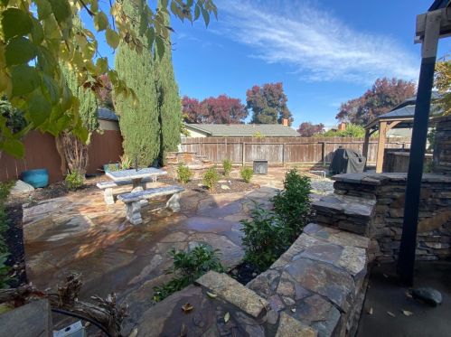 1609 Marty Ct, Modesto CA  95350-0514 exterior