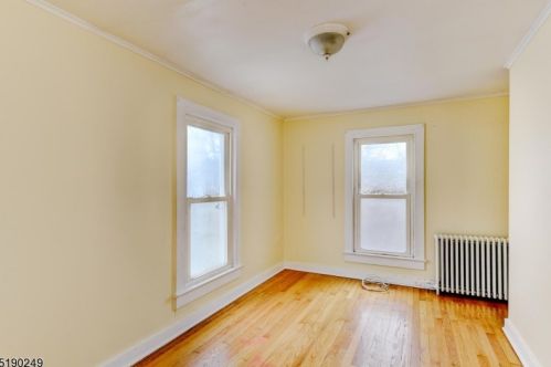 4 Jefferson St, Fredon NJ  07860-2028 exterior