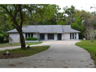 2762 Kingfisher Vlg, Deland, FL 32720-4325
