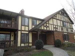 9 Canterbury Rd, Bridgeport, CT 06606-2649