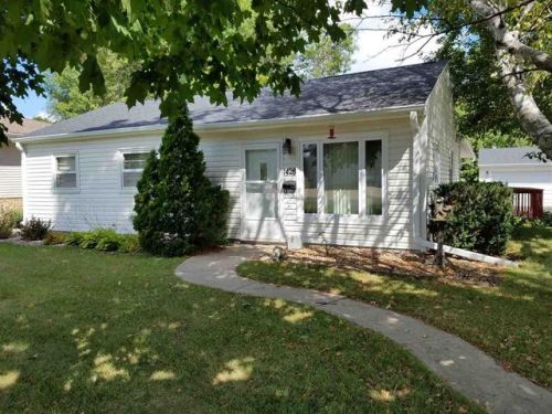 1428 Stratford Ave, Waterloo, IA 50701-1920
