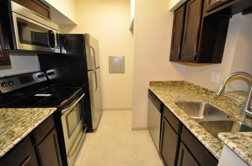 3701 Cedarplaza Ln, Dallas, TX 75209-6255