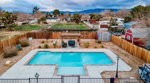 3132 Avenue, Lancaster CA  exterior