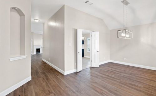 105 Greenside Ln, Georgetown TX  78633-4396 exterior