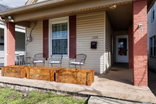 308 39th St, Covington, KY 41015-1552