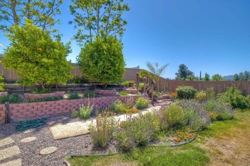 30065 Villa Alturas Dr, Temecula CA  92592-2105 exterior