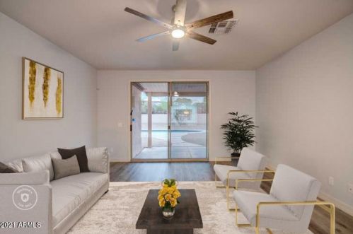 13574 Young St, Sun City, AZ 85374-5417