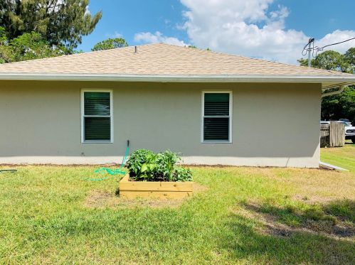 6185 6 Pl, Vero Beach FL  32968-4165 exterior