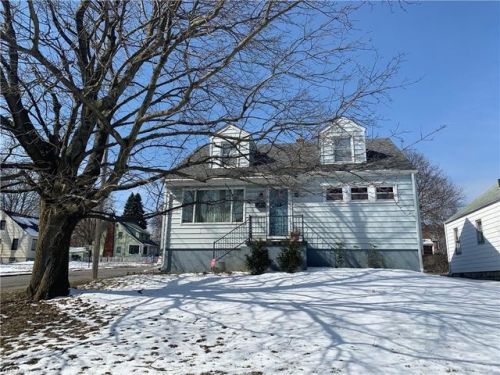3024 Jean St, Youngstown, OH 44502-2831