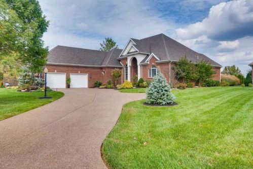 5800 Black Diamond Ln, Newburgh IN  47630-8612 exterior