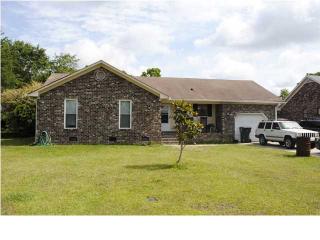 709 Beauregard Rd, Summerville, SC 29483-1903
