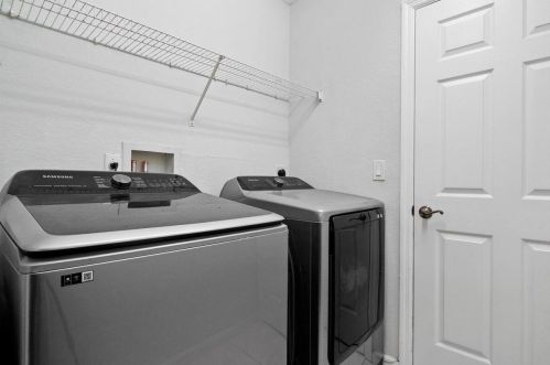 631 Sandbar Ter, Fort Pierce FL  34953-1958 exterior