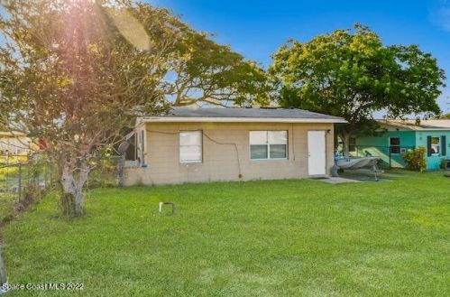 2405 3rd Ave, Vero Beach, FL 32962-8226