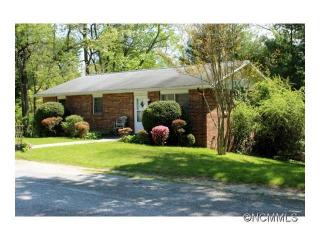 110 Belmont Dr, Hendersonville, NC 28739-4736