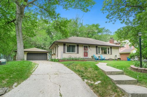 440 Parke St, Gary, IN 46403-2179