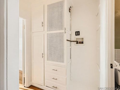 3526 Meade Ave, San Diego CA 92116-4811 exterior